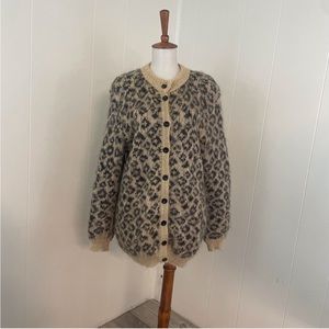 Vintage 80s Mohair Leopard Print Crew Neck Long Sleeve Cardigan Sweater